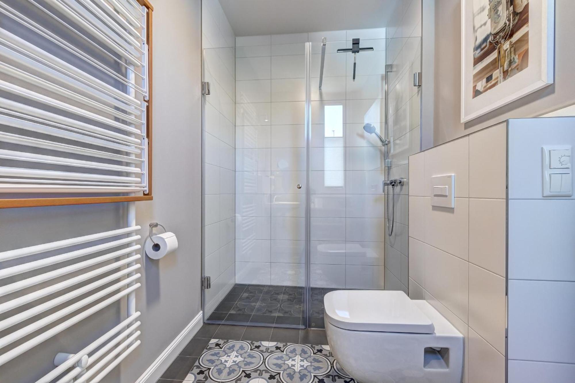 Ferienhaus Lodino Lodge Mit Sauna Und Kamin 洛丁 外观 照片