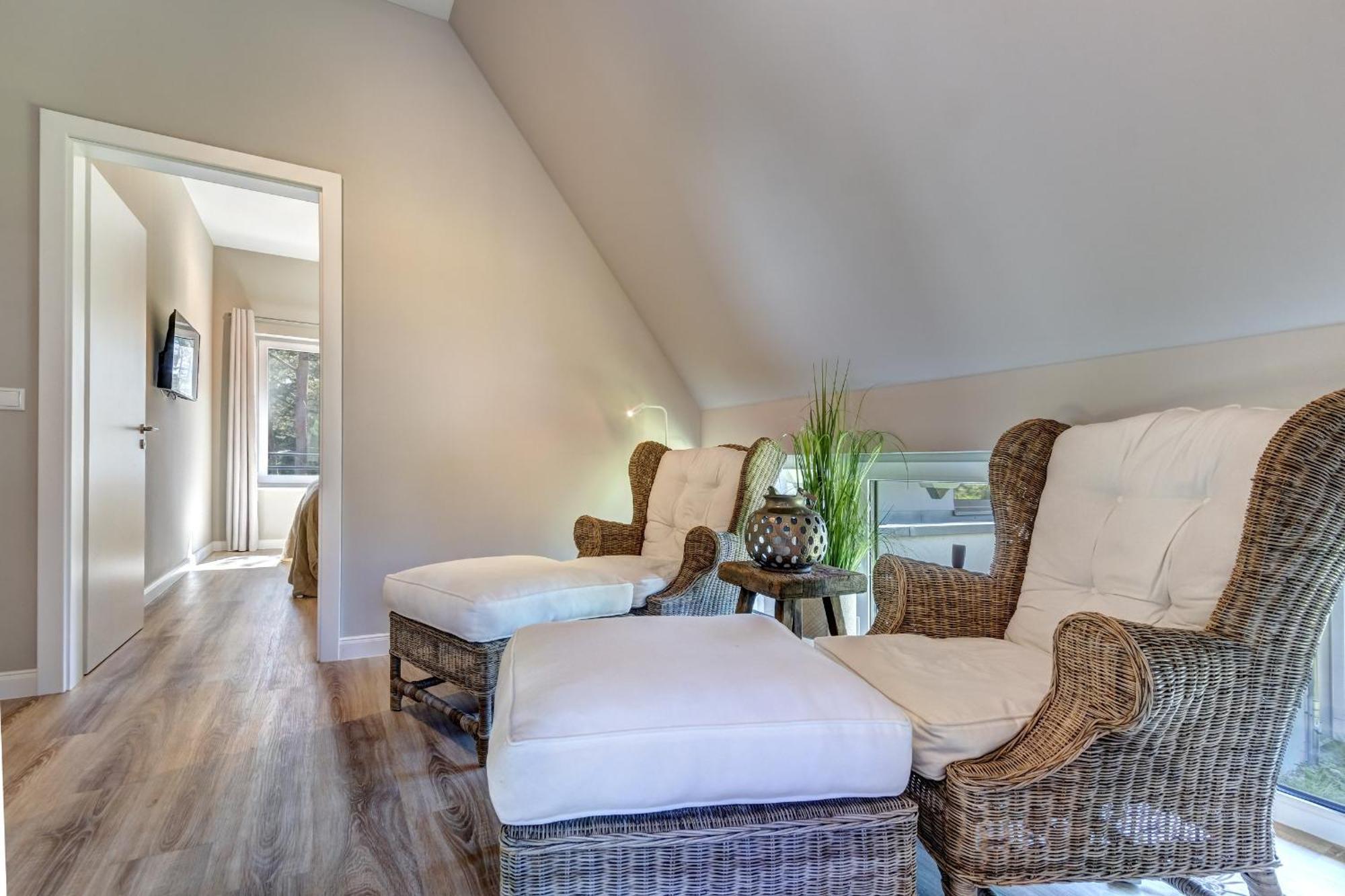 Ferienhaus Lodino Lodge Mit Sauna Und Kamin 洛丁 外观 照片